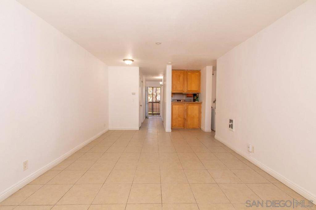 San Diego, CA 92105,4041 Oakcrest Drive #108