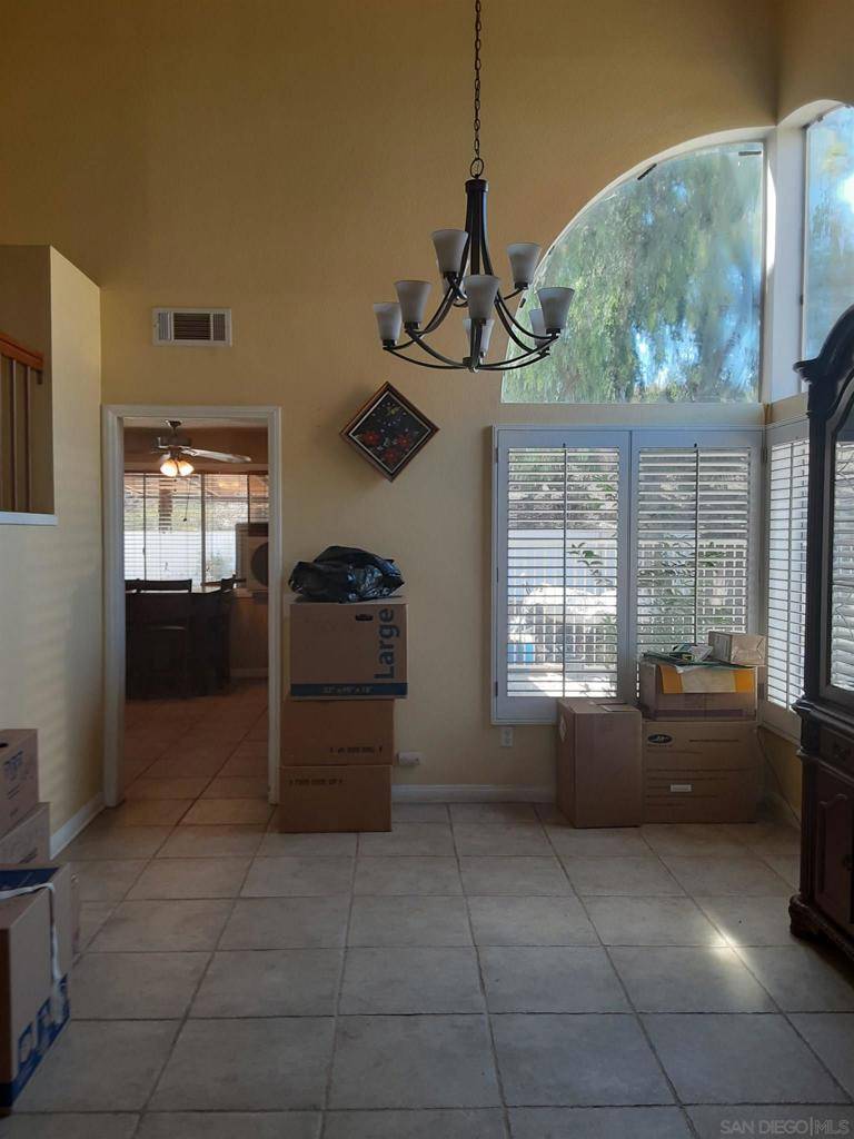 Murrieta, CA 92563,25425 Birchtree Drive