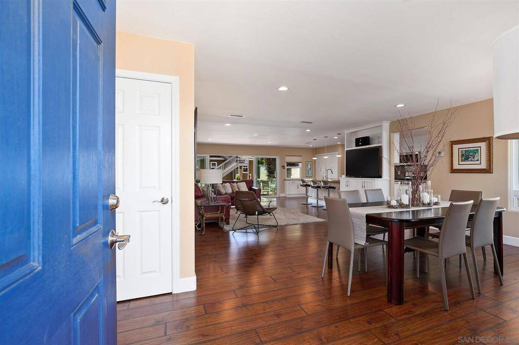 San Diego, CA 92107,4427 Saratoga