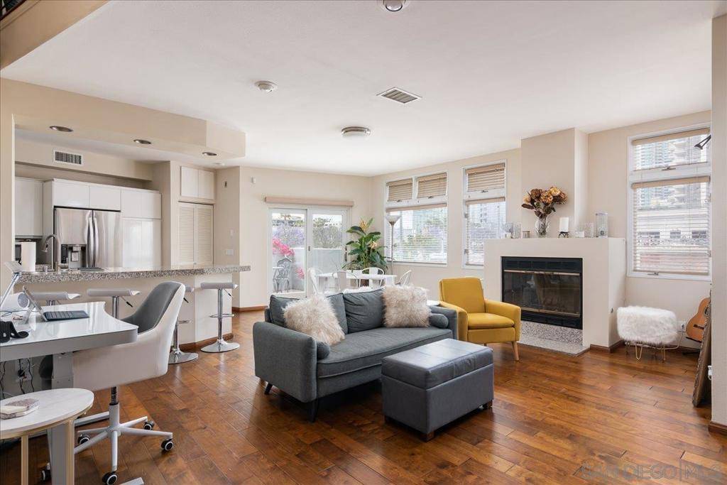 San Diego, CA 92101,714 Kettner