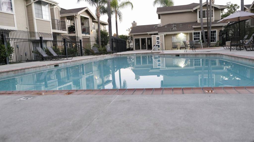 Lemon Grove, CA 91945,3565 Grove St #137