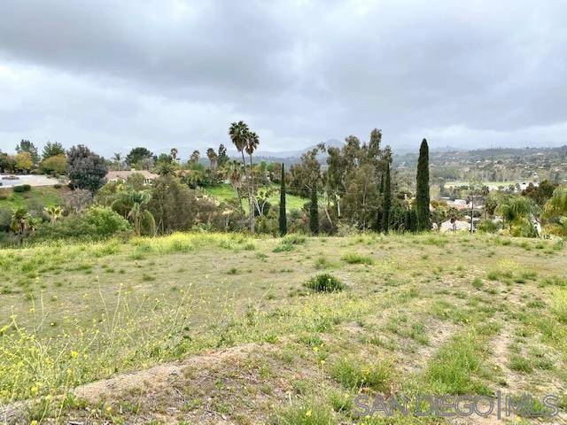 Escondido, CA 92025,955 Gretna Green Way