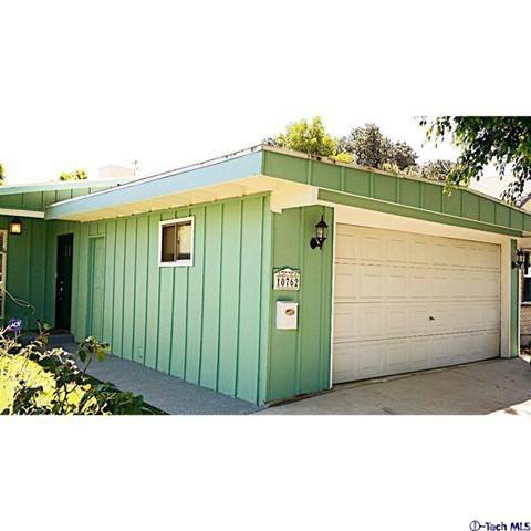 Sunland, CA 91040,10762 Mather AVE