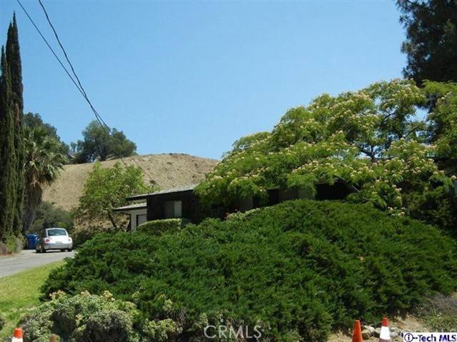 Tujunga, CA 91042,11216 Denivelle PL