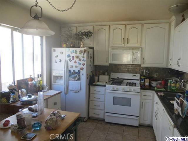 Sun Valley, CA 91504,7771 Via Capri