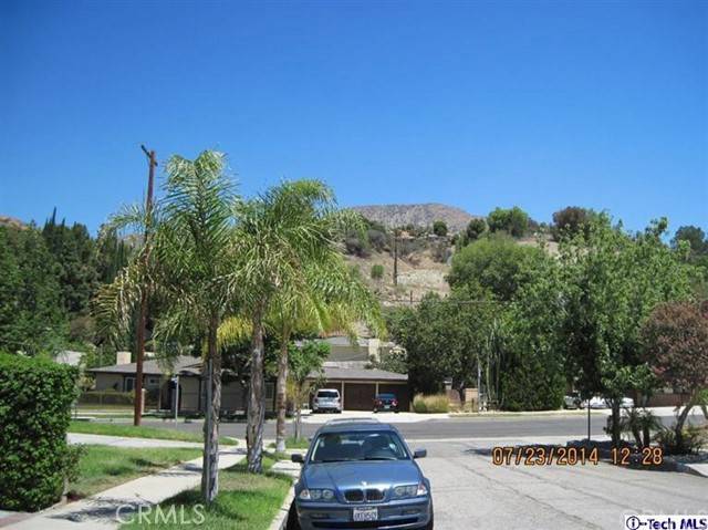 Sunland, CA 91040,11115 Leolang AVE