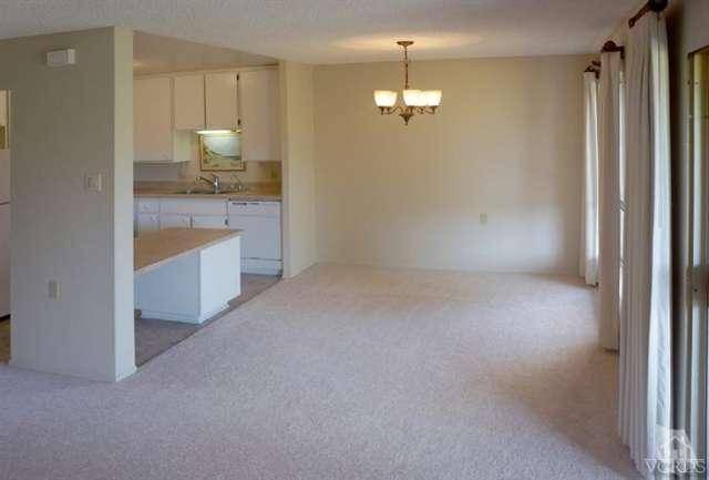 Thousand Oaks, CA 91360,324 Chestnut Hill CT #12