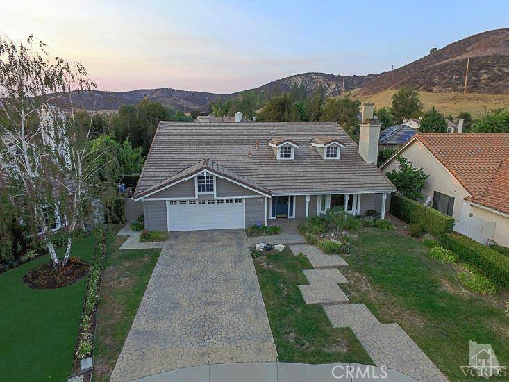 Agoura Hills, CA 91301,29927 OAKVISTA CT