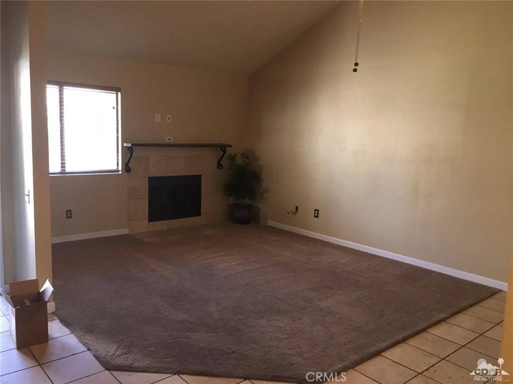 Indio, CA 92201,47395 Monroe ST #115