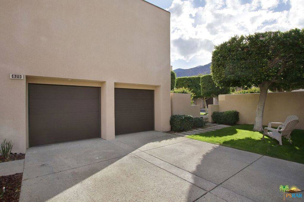 Palm Springs, CA 92262,829 Village SQ