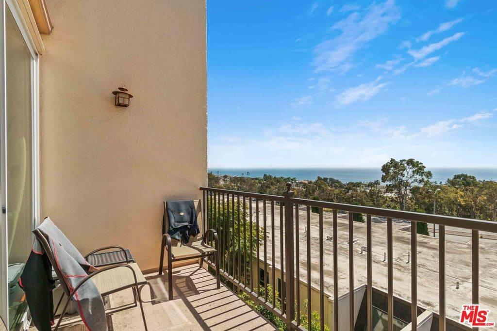 Malibu, CA 90265,23901 CIVIC CENTER WAY #377