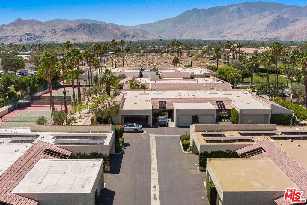 Palm Springs, CA 92262,1467 E Amado RD