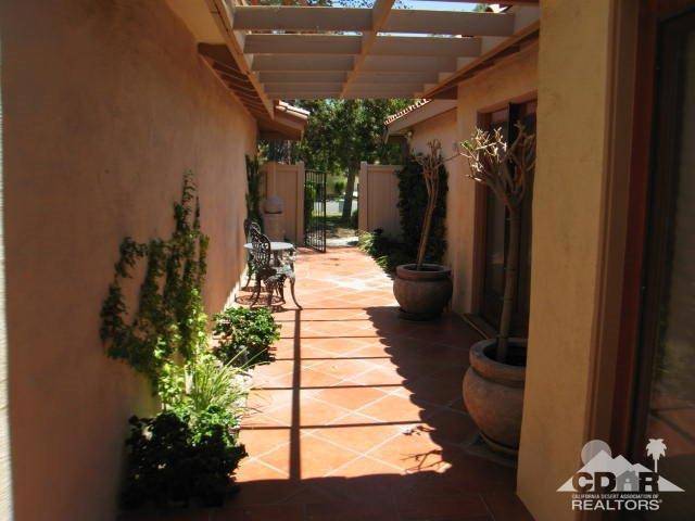 Palm Desert, CA 92260,293 Serena DR