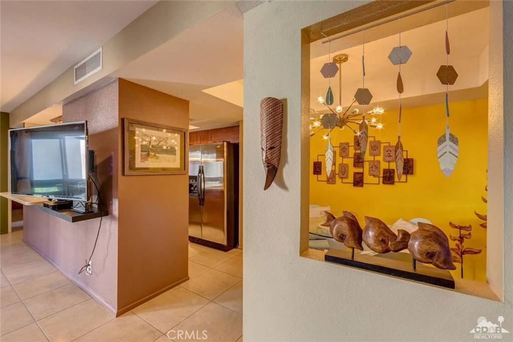 Palm Springs, CA 92264,1510 S Camino Real #214A