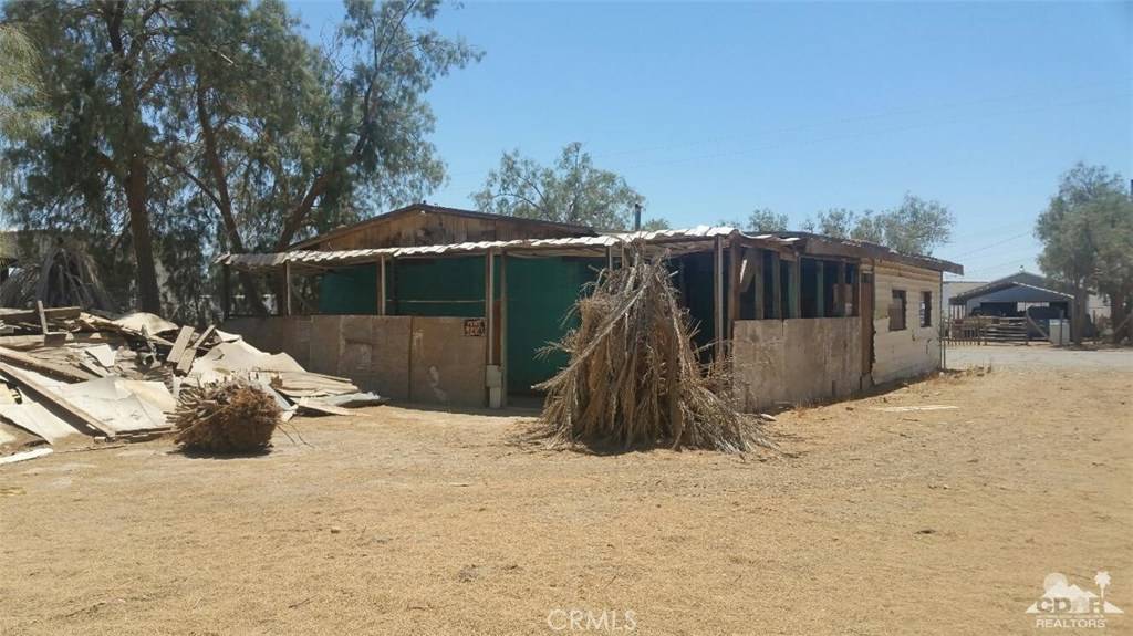 Bombay Beach, CA 92257,2144 3rd ST