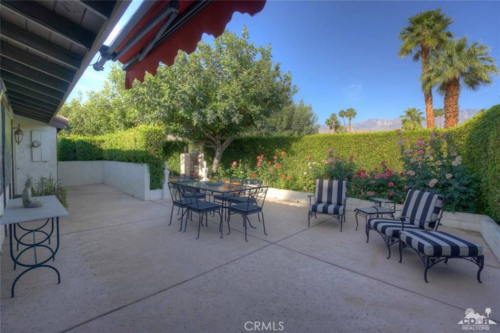 Rancho Mirage, CA 92270,70070 Frank Sinatra DR #12