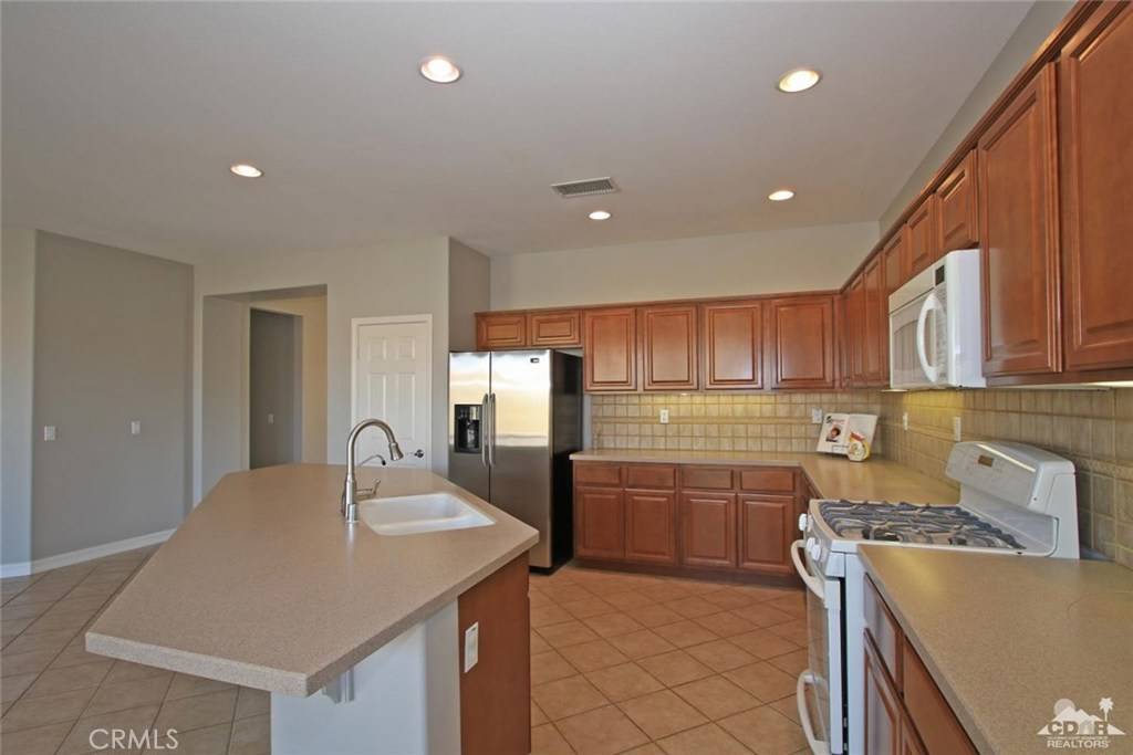 La Quinta, CA 92253,81780 Daniel DR