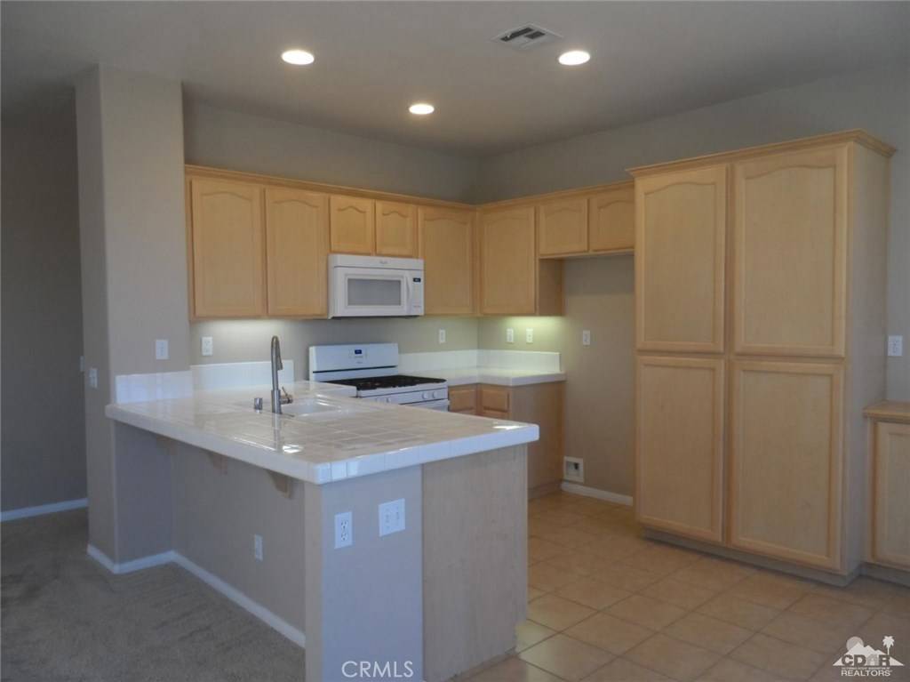 Desert Hot Springs, CA 92240,65565 Acoma AVE #15