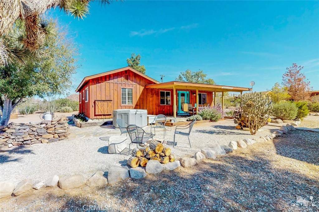 Joshua Tree, CA 92552,63443 Quail Springs RD