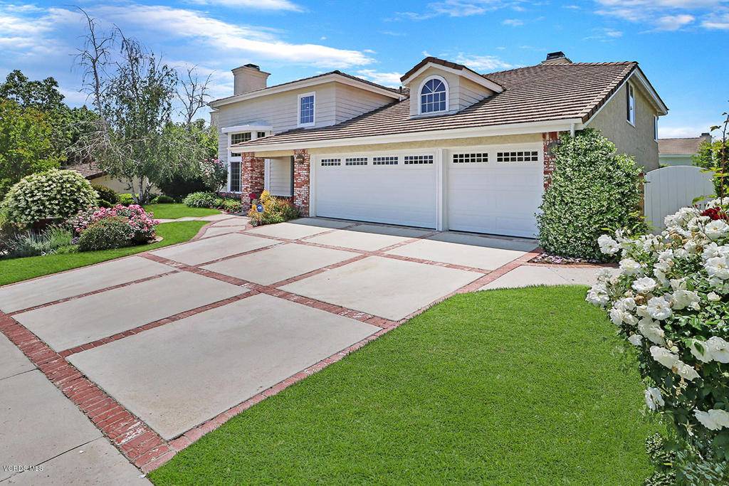 Agoura Hills, CA 91301,5833 Middle Crest DR