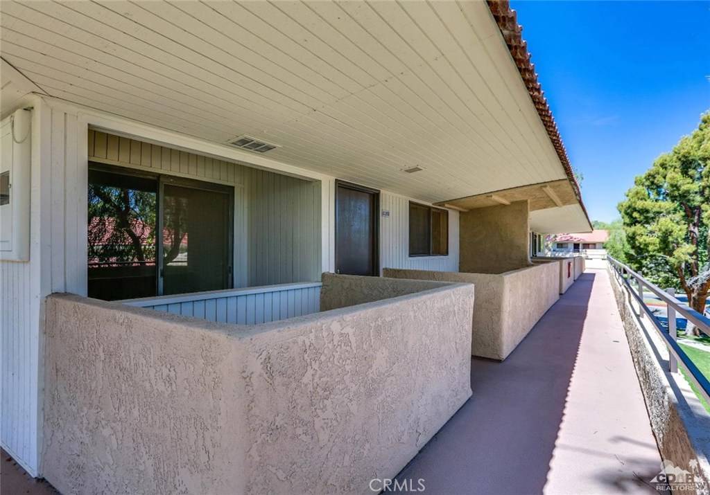 Palm Springs, CA 92262,2800 E Los Felices CIR #210