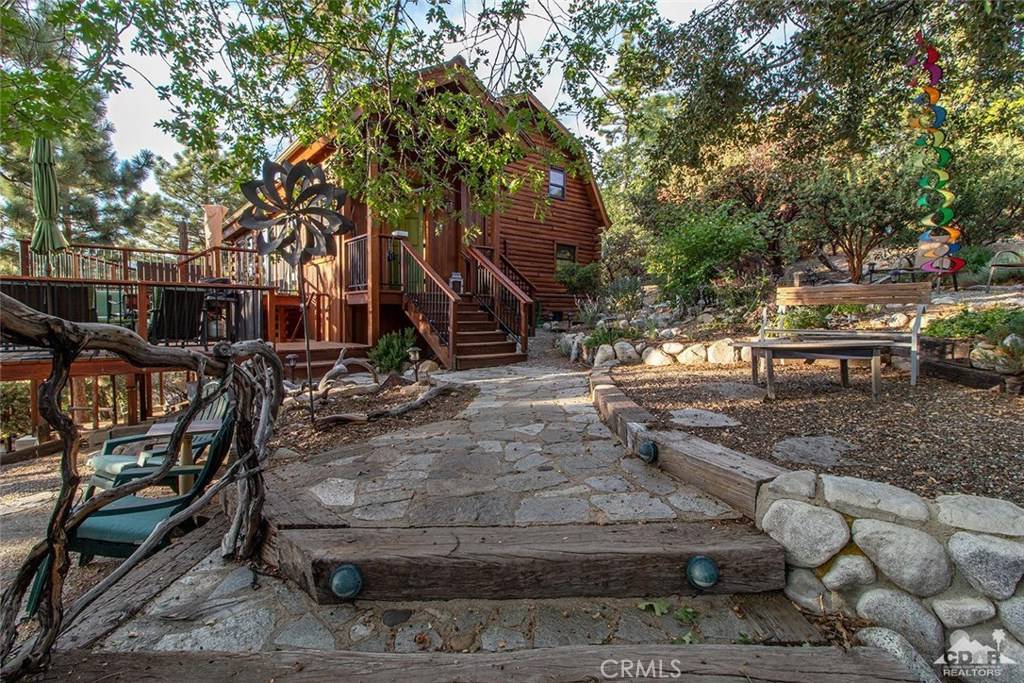 Idyllwild, CA 92549,54283 Valley View DR