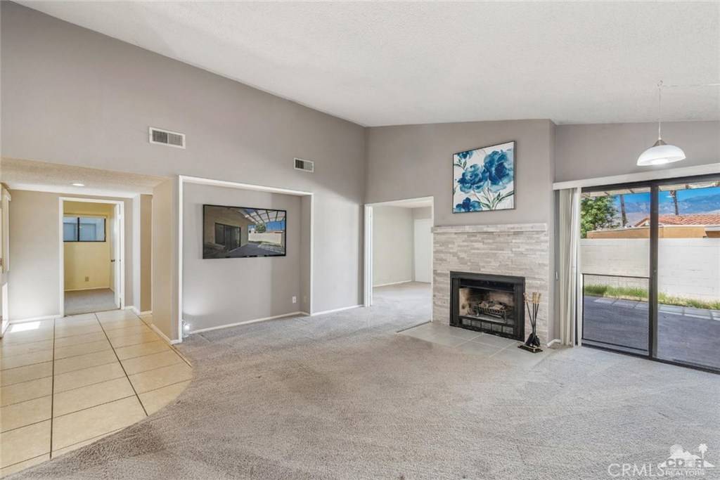 Palm Desert, CA 92260,74090 Santa Rosa CIR