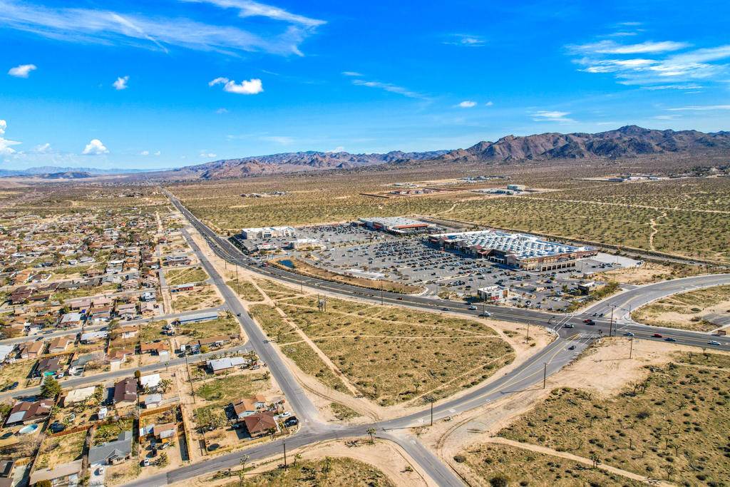 6511 Avalon AVE Yucca Valley, CA 92284