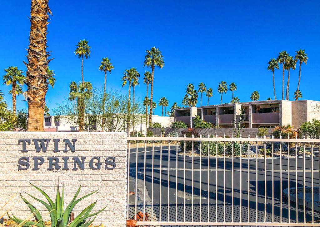 Palm Springs, CA 92264,2696 S Sierra Madre #F14