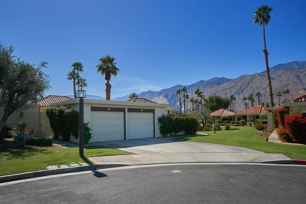 Palm Springs, CA 92262,715 N Madrid CIR