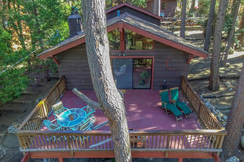 Idyllwild, CA 92549,23090 Oak Leaf LN