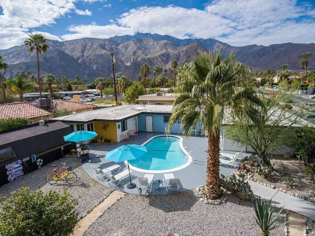 Palm Springs, CA 92262,525 E Cottonwood RD