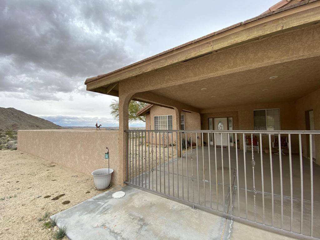 29 Palms, CA 92277,74384 Rocky RD