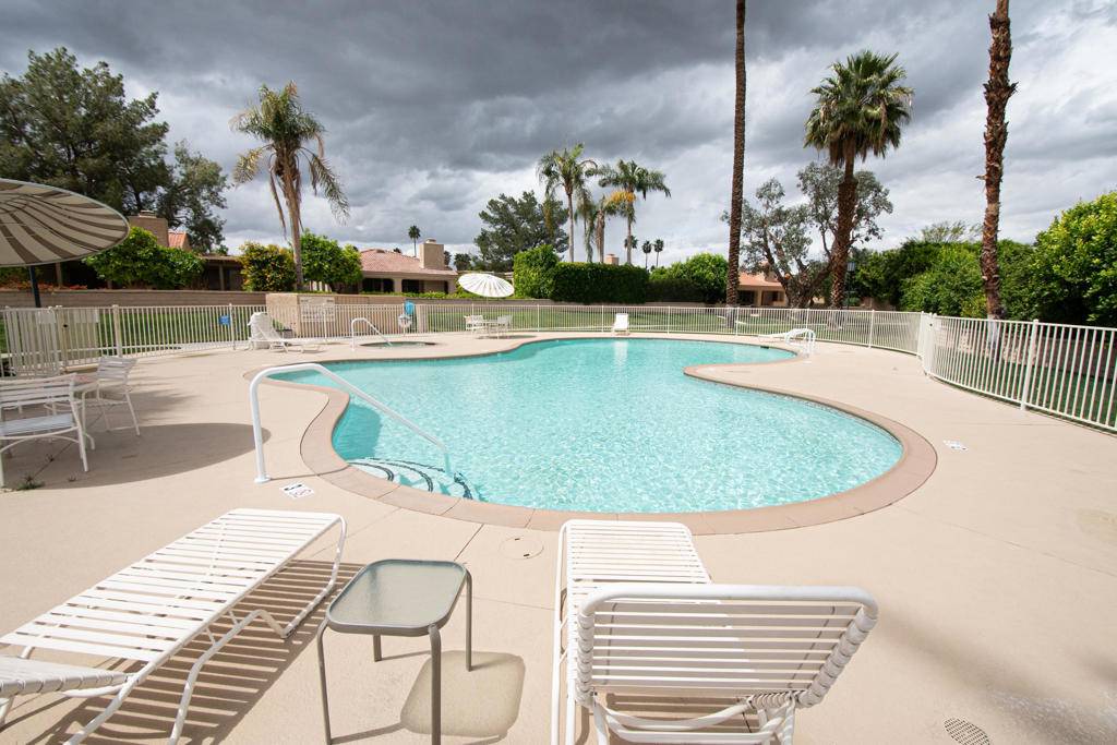 Palm Desert, CA 92260,44079 Oran CT