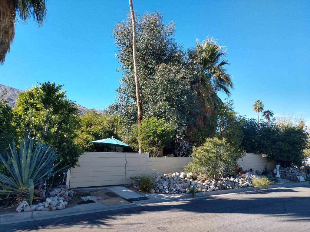 Palm Springs, CA 92264,625 S Camino Real