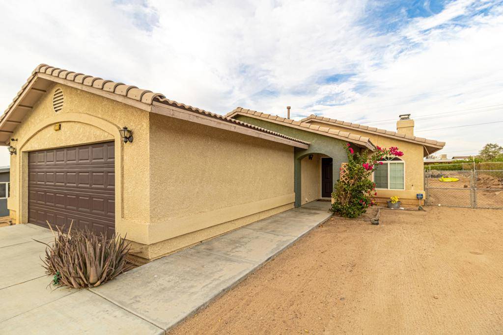 29 Palms, CA 92277,6723 Pine Spring AVE