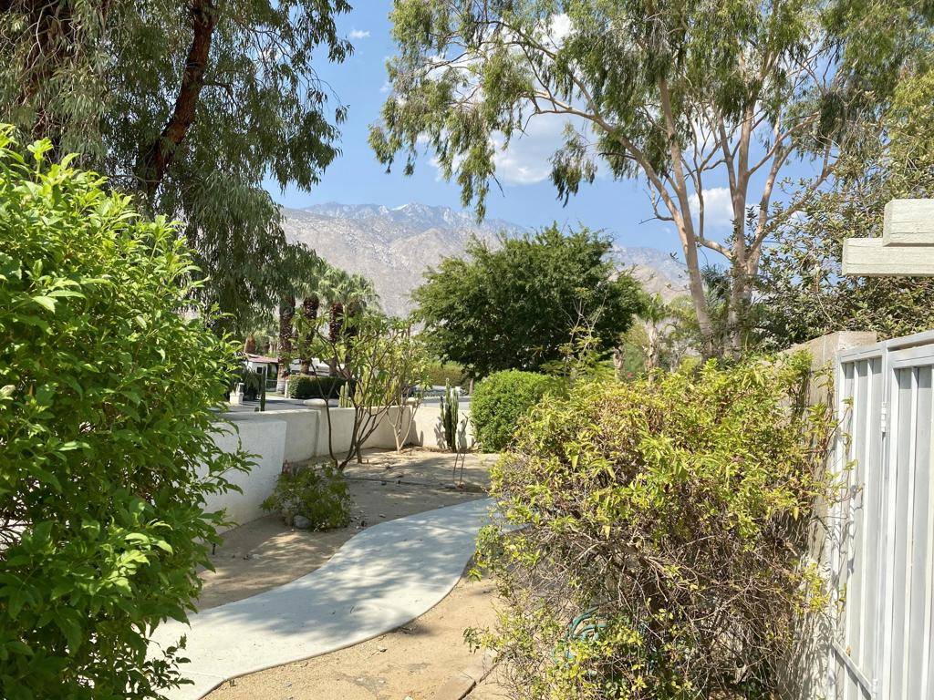 Palm Springs, CA 92262,1080 E Paseo El Mirador