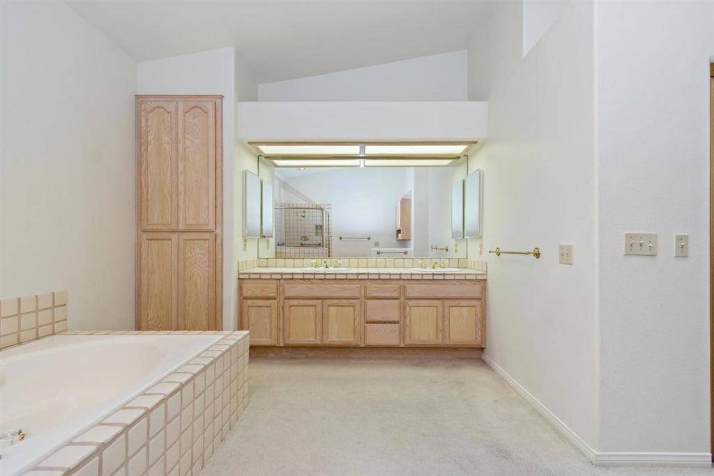 La Quinta, CA 92253,78895 Aurora WAY