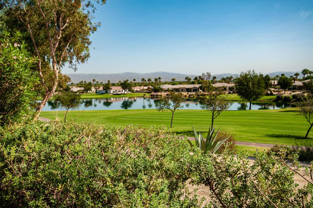 La Quinta, CA 92253,60974 Desert Rose DR