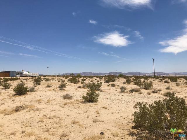 Joshua Tree, CA 92252,0 Copper Moon LN