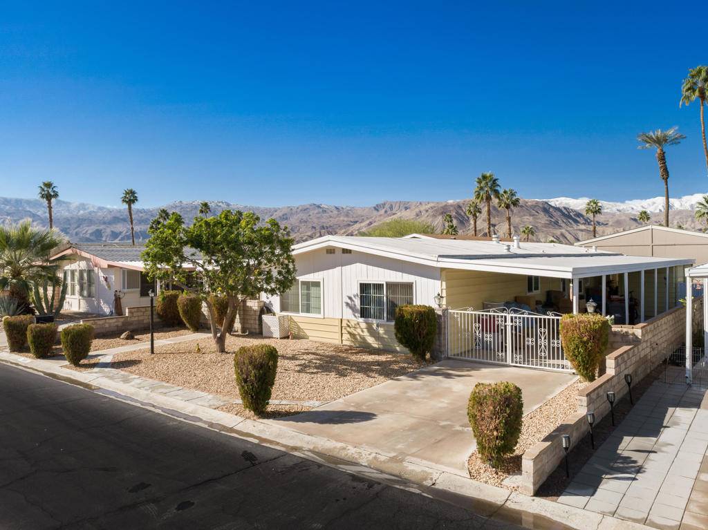 Palm Desert, CA 92260,74641 Zircon CIR E