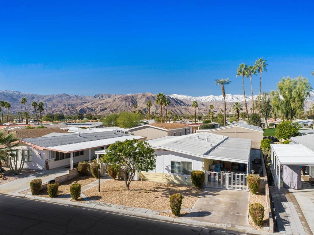 Palm Desert, CA 92260,74641 Zircon CIR E