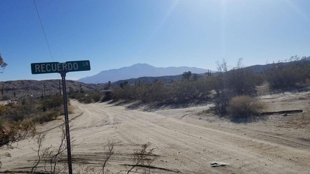 Morongo Valley, CA 92256,49489 Recuerdo LN