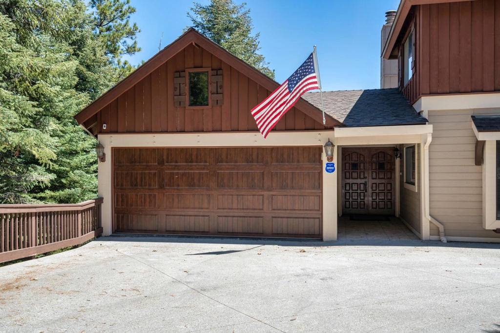 Lake Arrowhead, CA 92352,26566 Spyglass DR