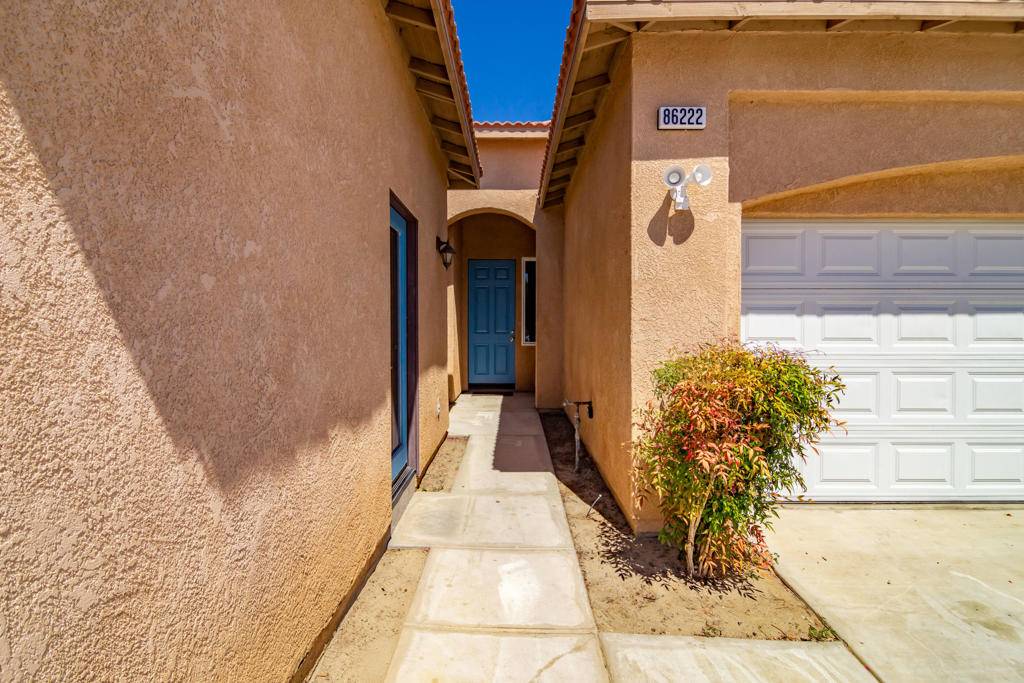 Coachella, CA 92236,86222 Grenache LN