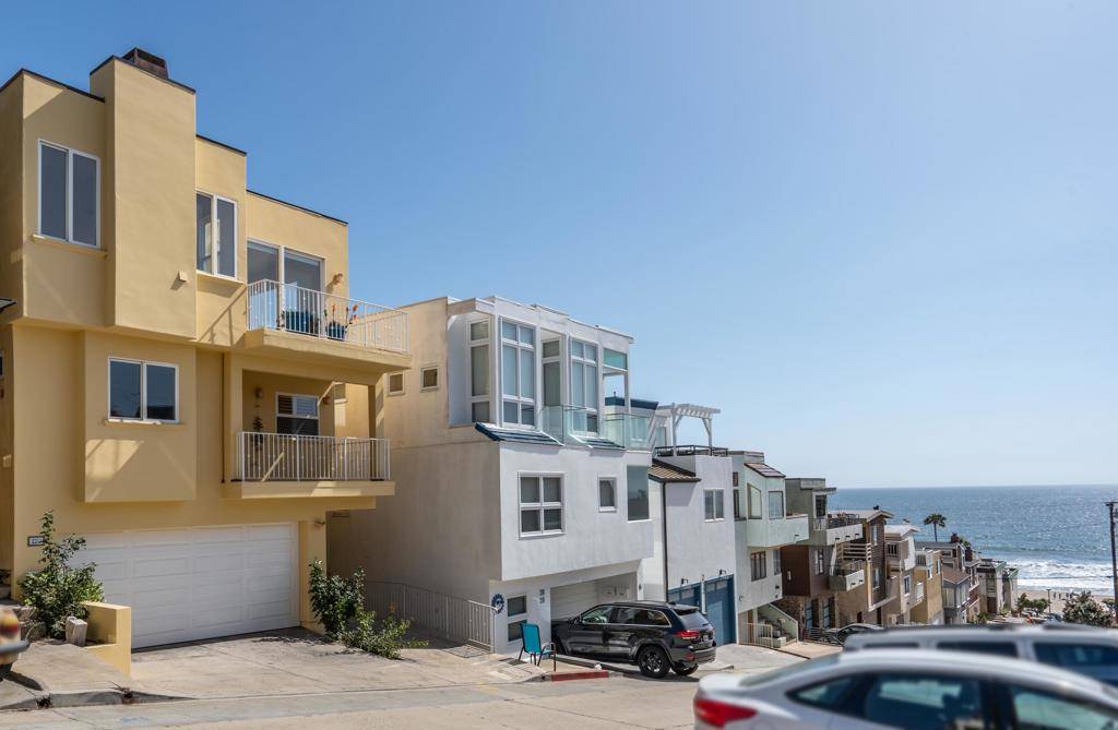 Manhattan Beach, CA 90266,220 43rd ST