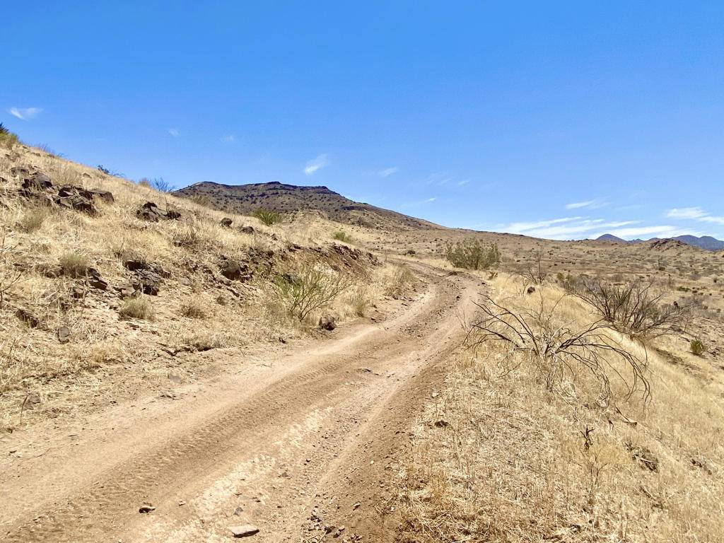 Pioneertown, CA 92268,4058 Desert Moon RD