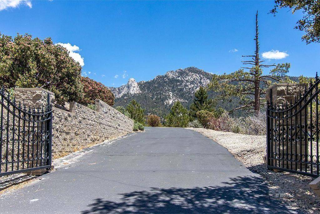 Idyllwild, CA 92549,54664 Falling Leaf DR