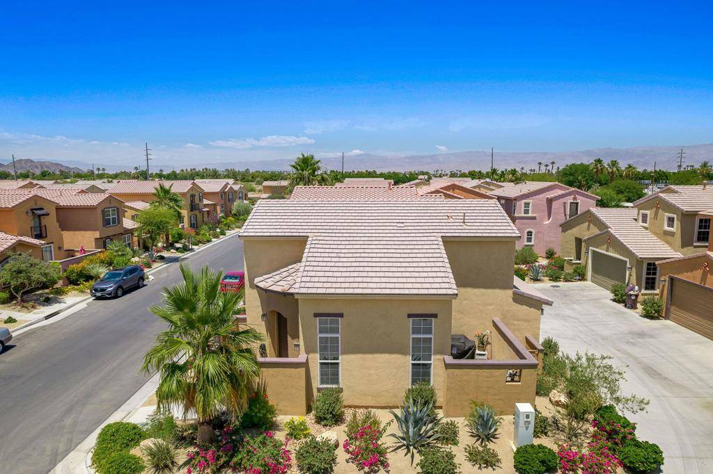 La Quinta, CA 92253,52154 Rosewood LN