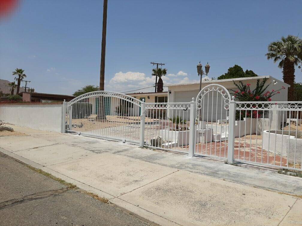 Palm Springs, CA 92262,790 W Gateway DR